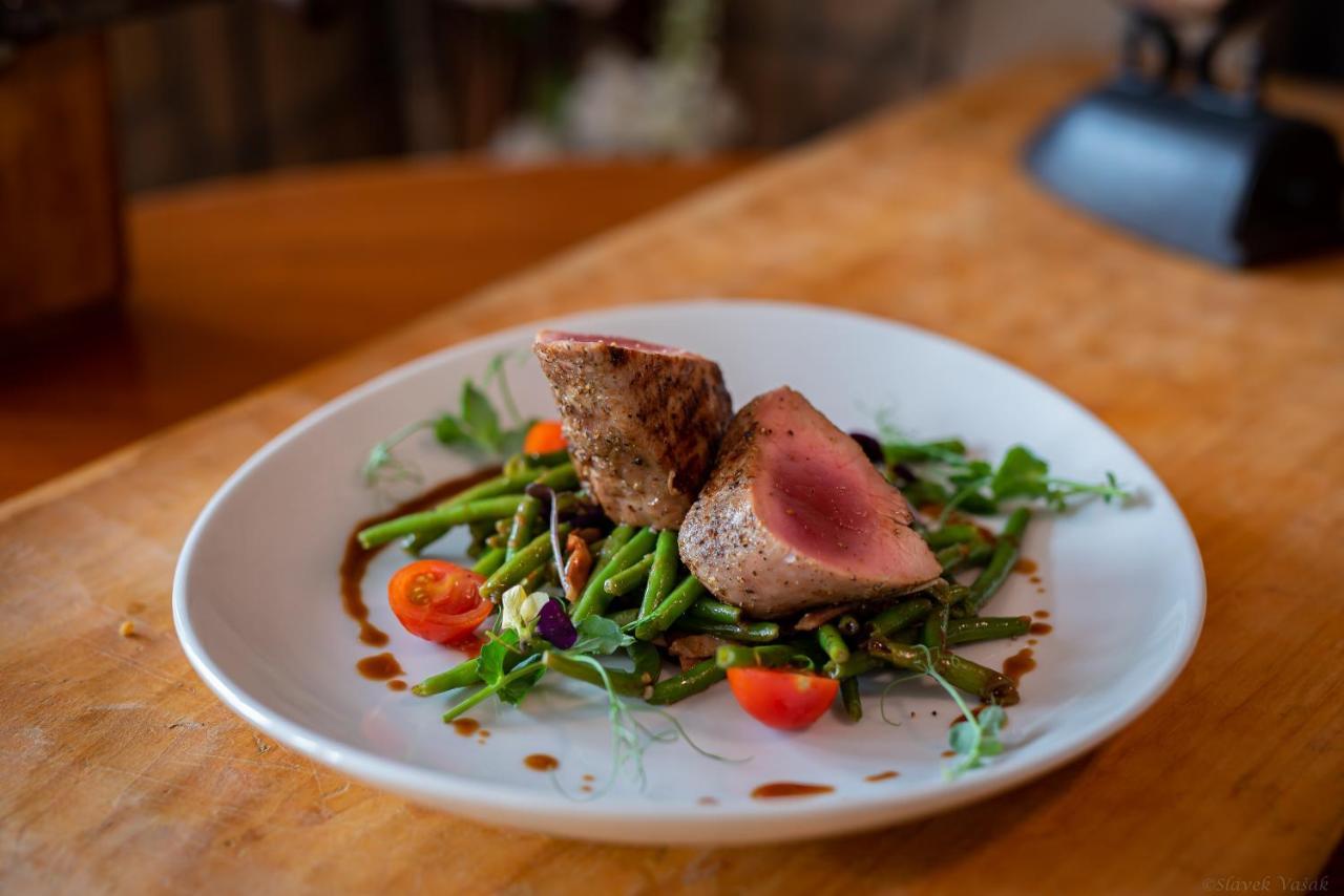 Penzion A Restaurace Stare Casy Górna Beczwa Zewnętrze zdjęcie